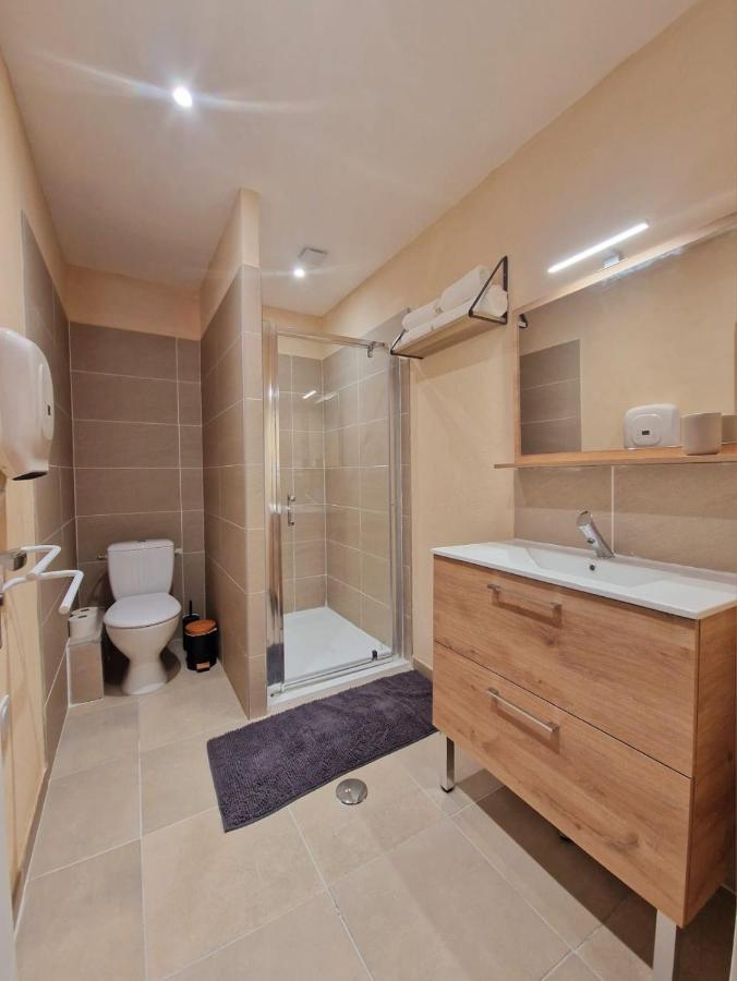 Appart Hotel Du Grand Soleil Сен-Шиниан Екстериор снимка